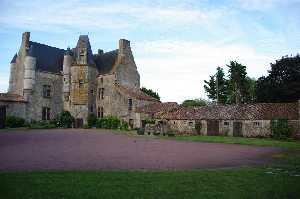 Готель Chateau De Vermette La Chapelle-Gaudin Екстер'єр фото